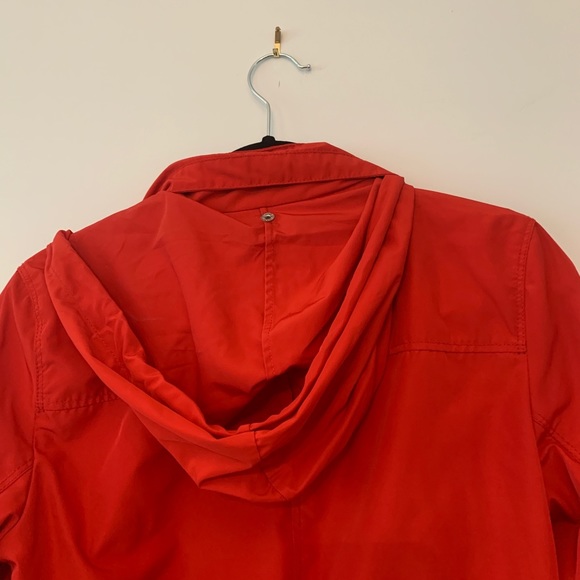 Windbreaker/rain coat - Picture 5 of 8